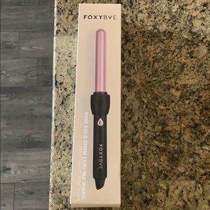 Foxybae rose gold 25mm curling wand